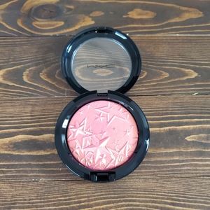 MAC Starquake Extra Dimension Skinfinish